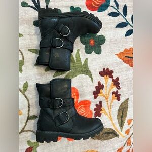 Like NEW Sorel Black Leather and Shearling Buckle Ankle Boots, Moto Boots